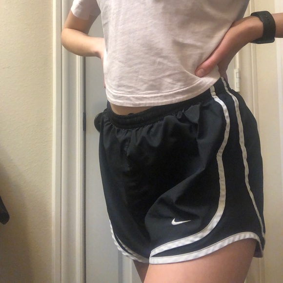 Nike Running shorts - Picture 2 of 5
